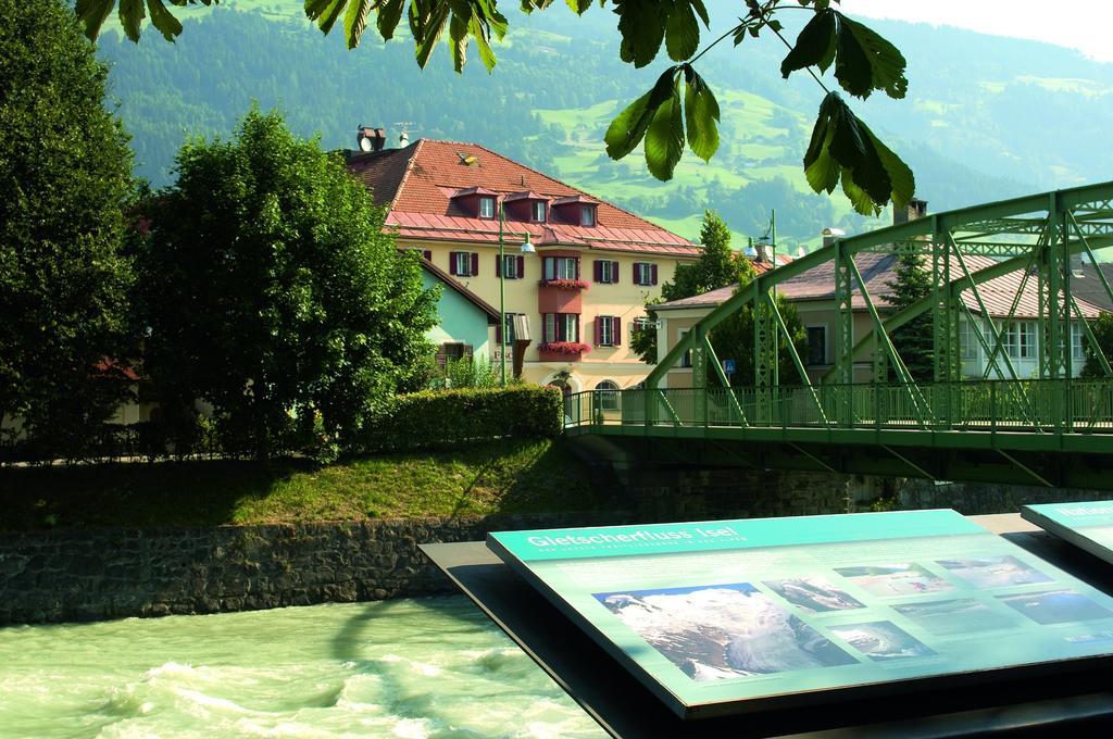 Gasthof Goldener Fisch لينز المظهر الخارجي الصورة