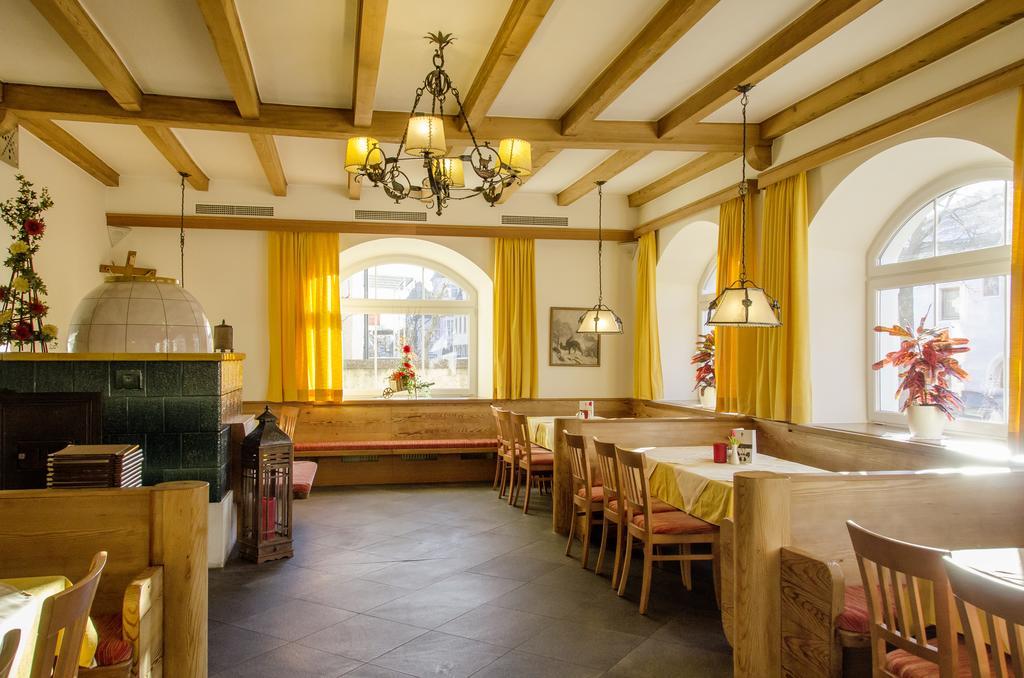 Gasthof Goldener Fisch لينز المظهر الخارجي الصورة